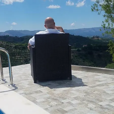 Hilltop Villa Argassi